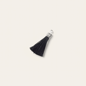 BLACK PAMPILLE CHARM